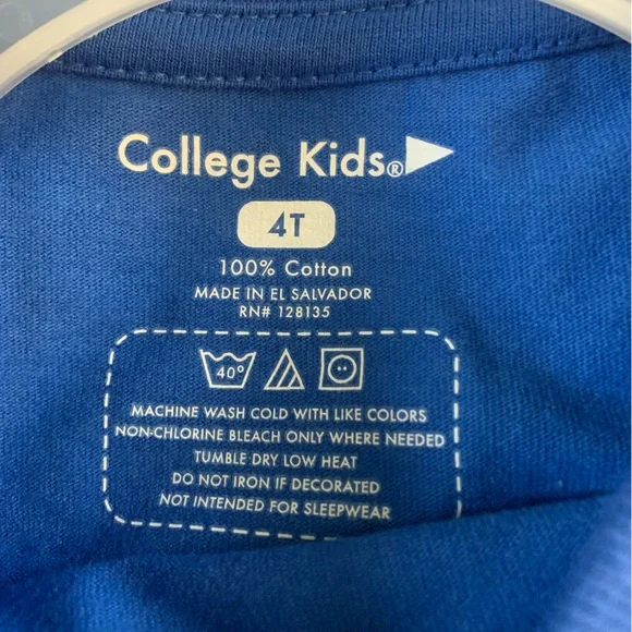 University of Delaware Blue Hens T-shirt - Picture 3 of 4